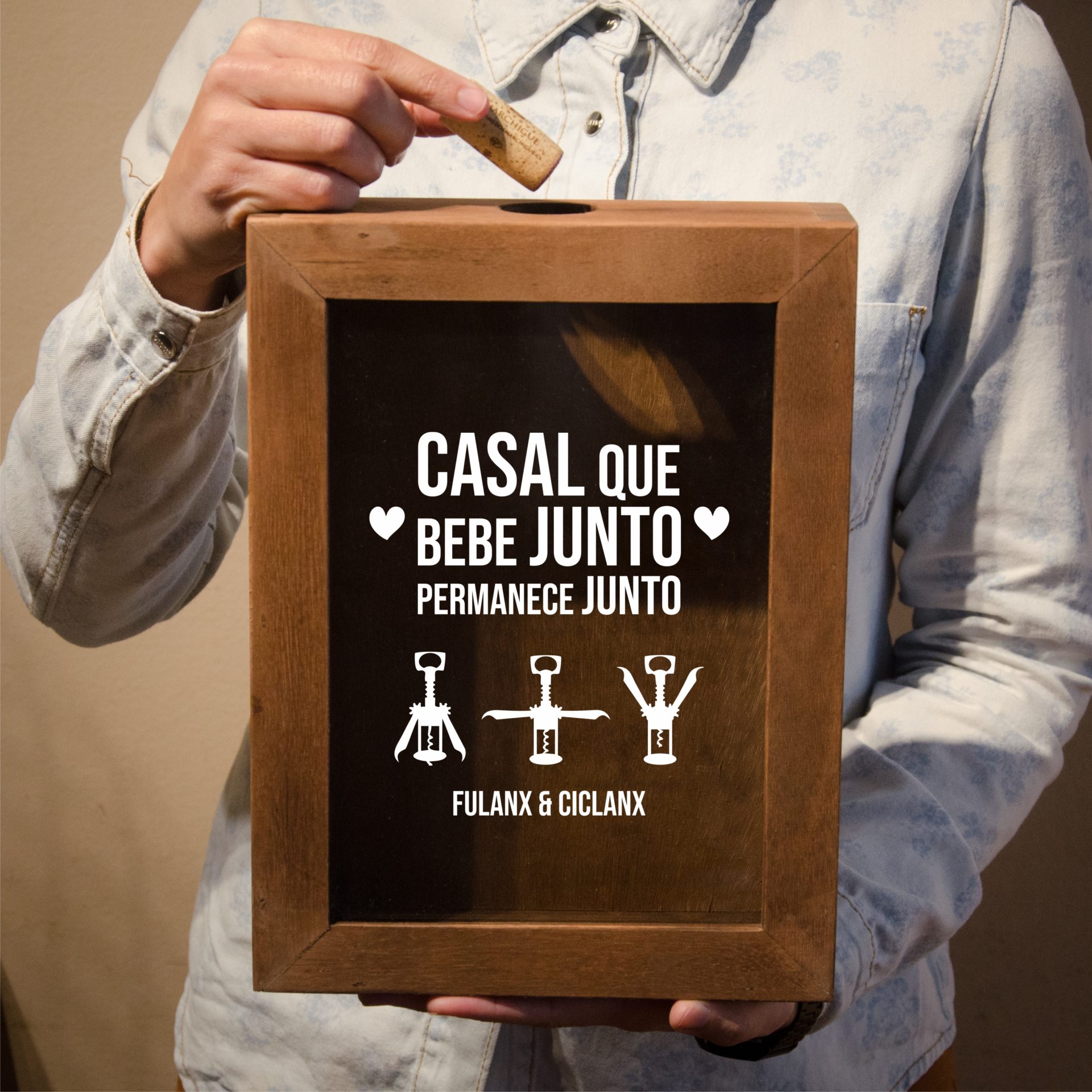 Quadro casal que bebe junto - Imagem 2