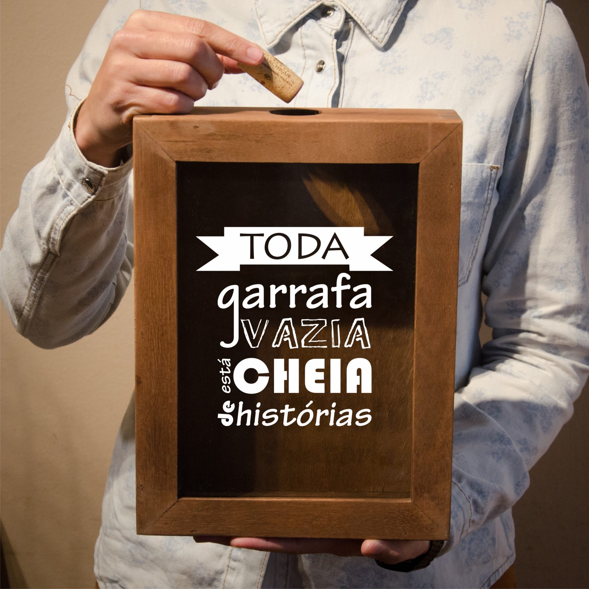 Quadro garrafa vazia
