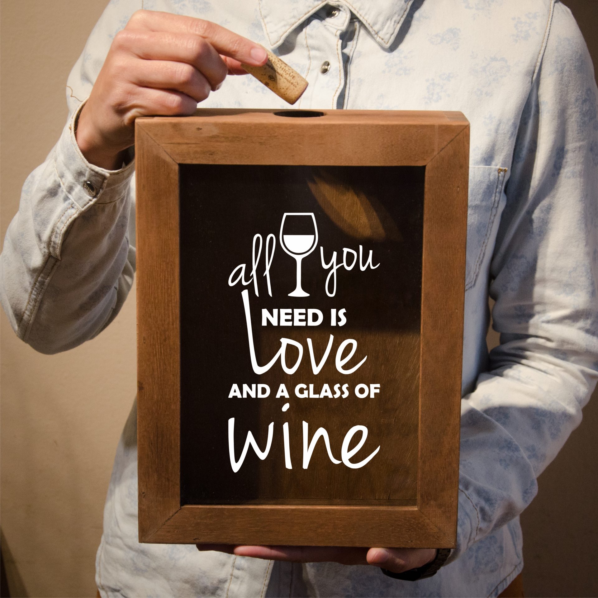 Quadro all you need is love 2 - Imagem 2